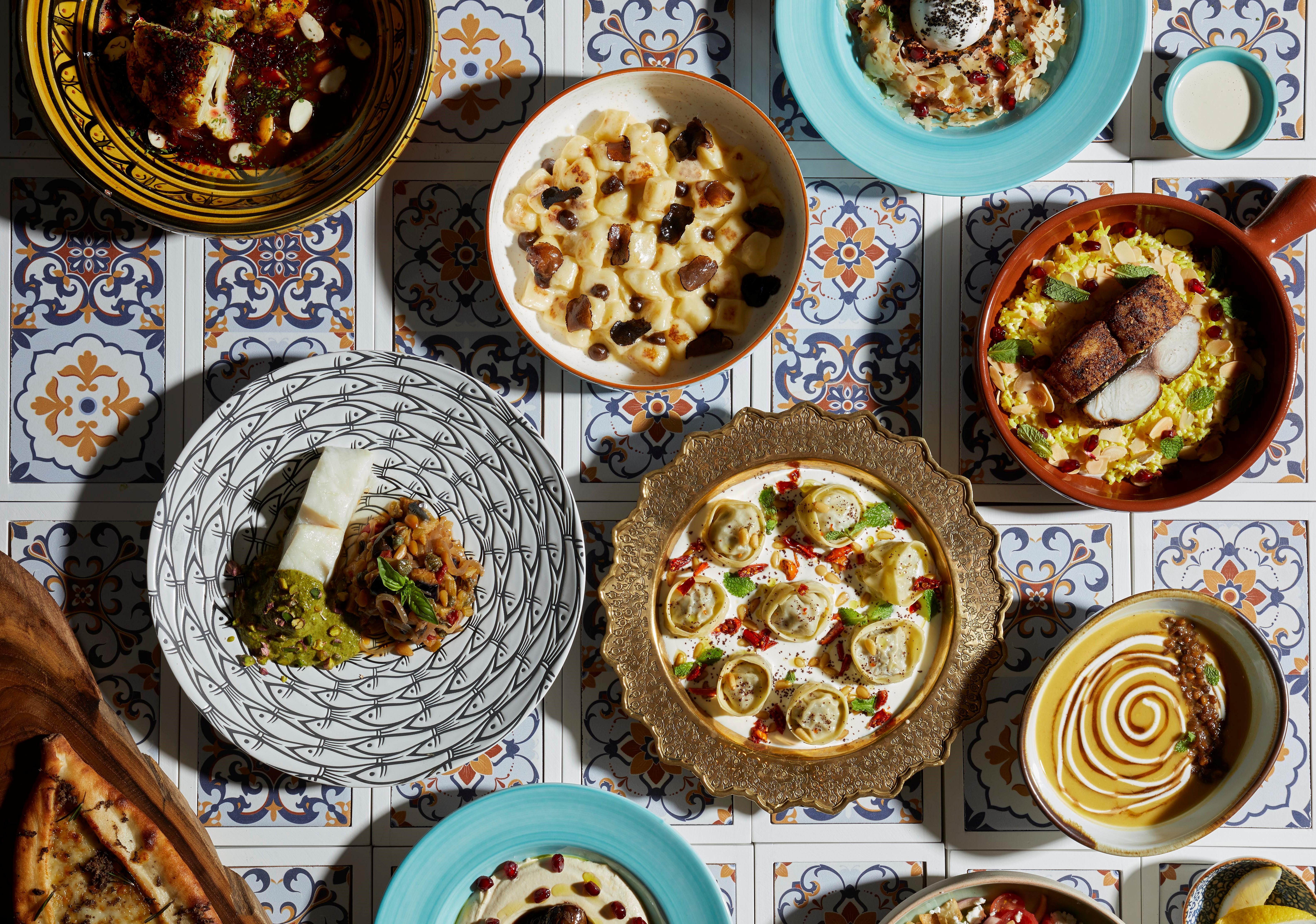 Siam Kempinski Hotel Bangkok Exterior foto A selection of Turkish meze